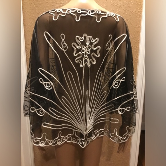 Dubai Throw over Cover Up - Picture 2 of 4